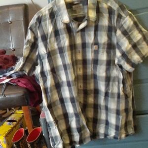 Men's button up short sleeve shirt